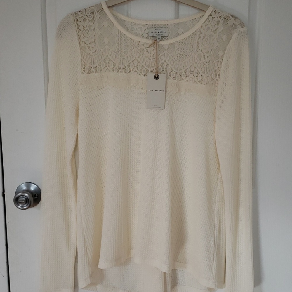 Lucky ivory lace top